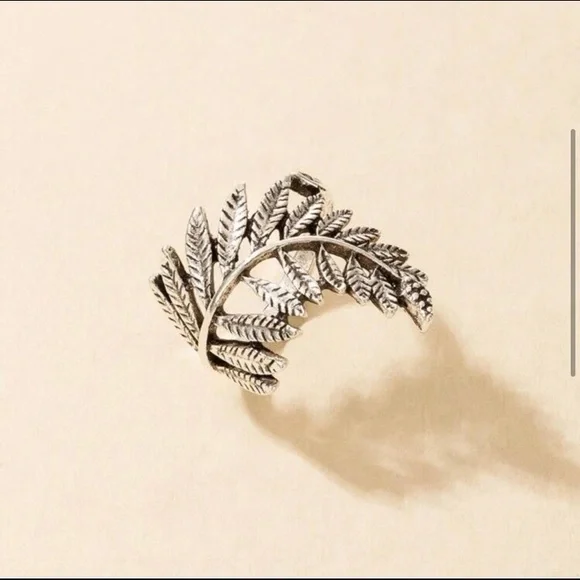 Antique silver leaf ring - Picture 2 of 5